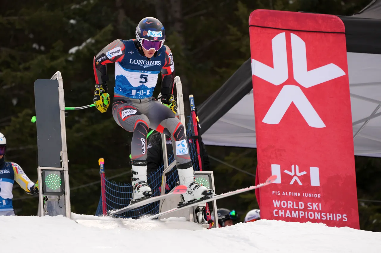 Mixed Teams Event | On Course