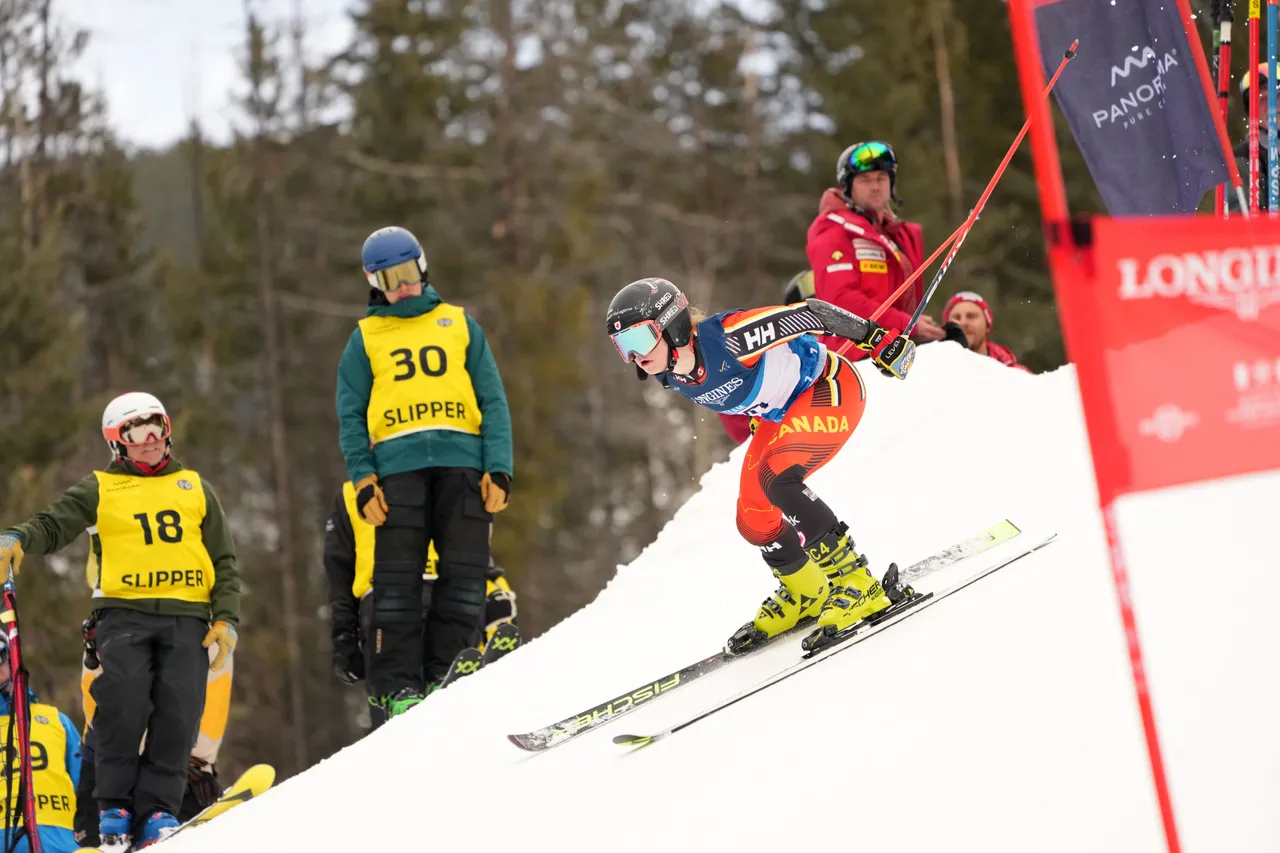 Mixed Teams Event | On Course