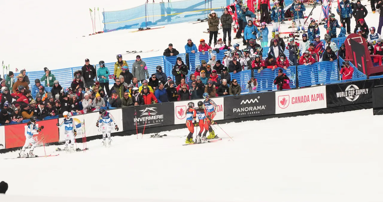 Mixed Teams Event | On Course