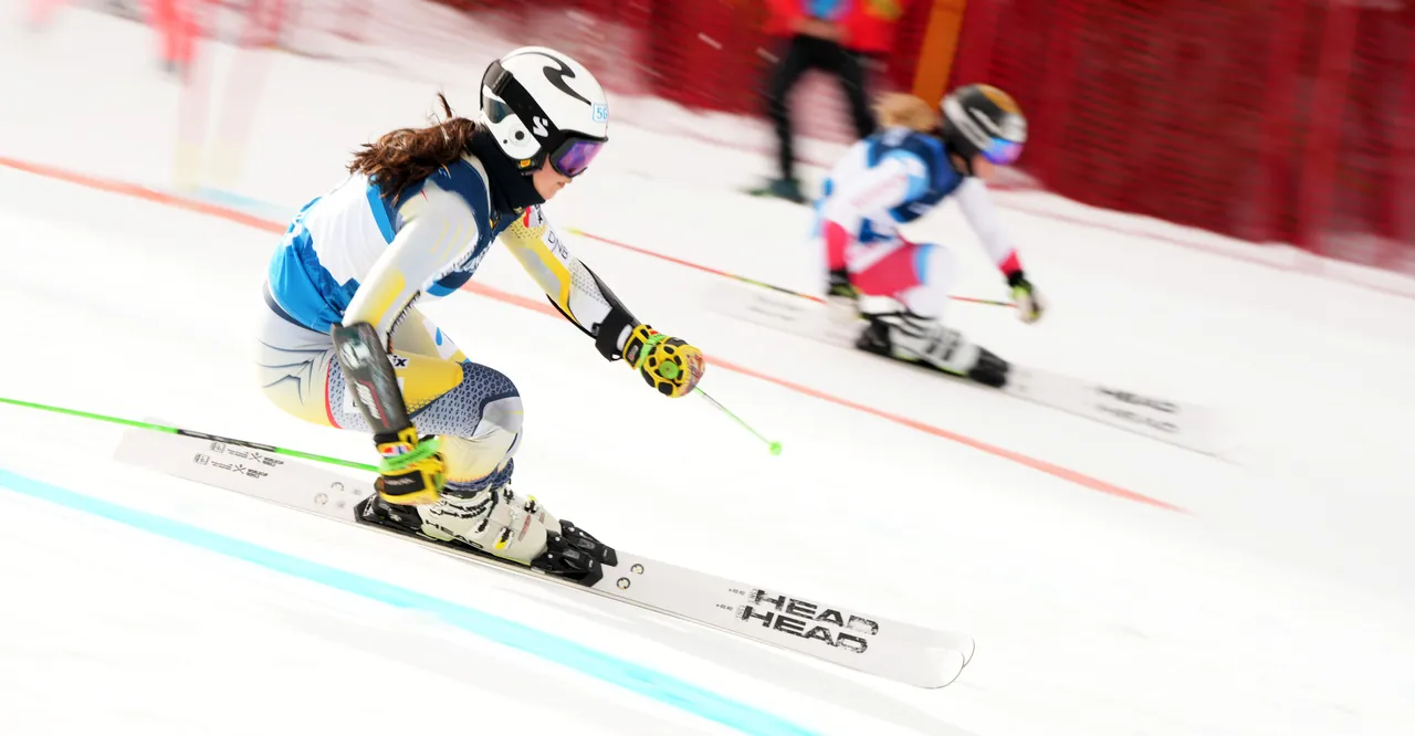 Mixed Teams Event | On Course