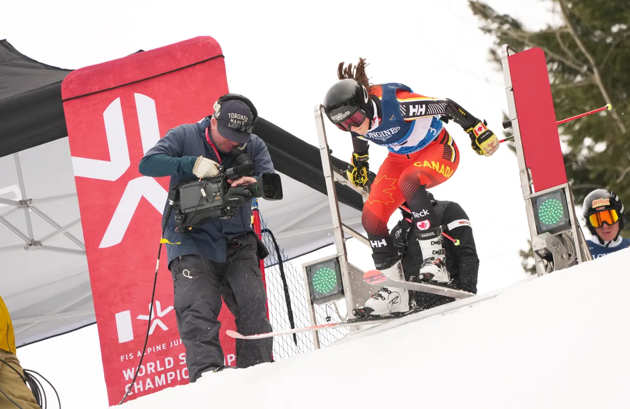 Mixed Teams Event | On Course
