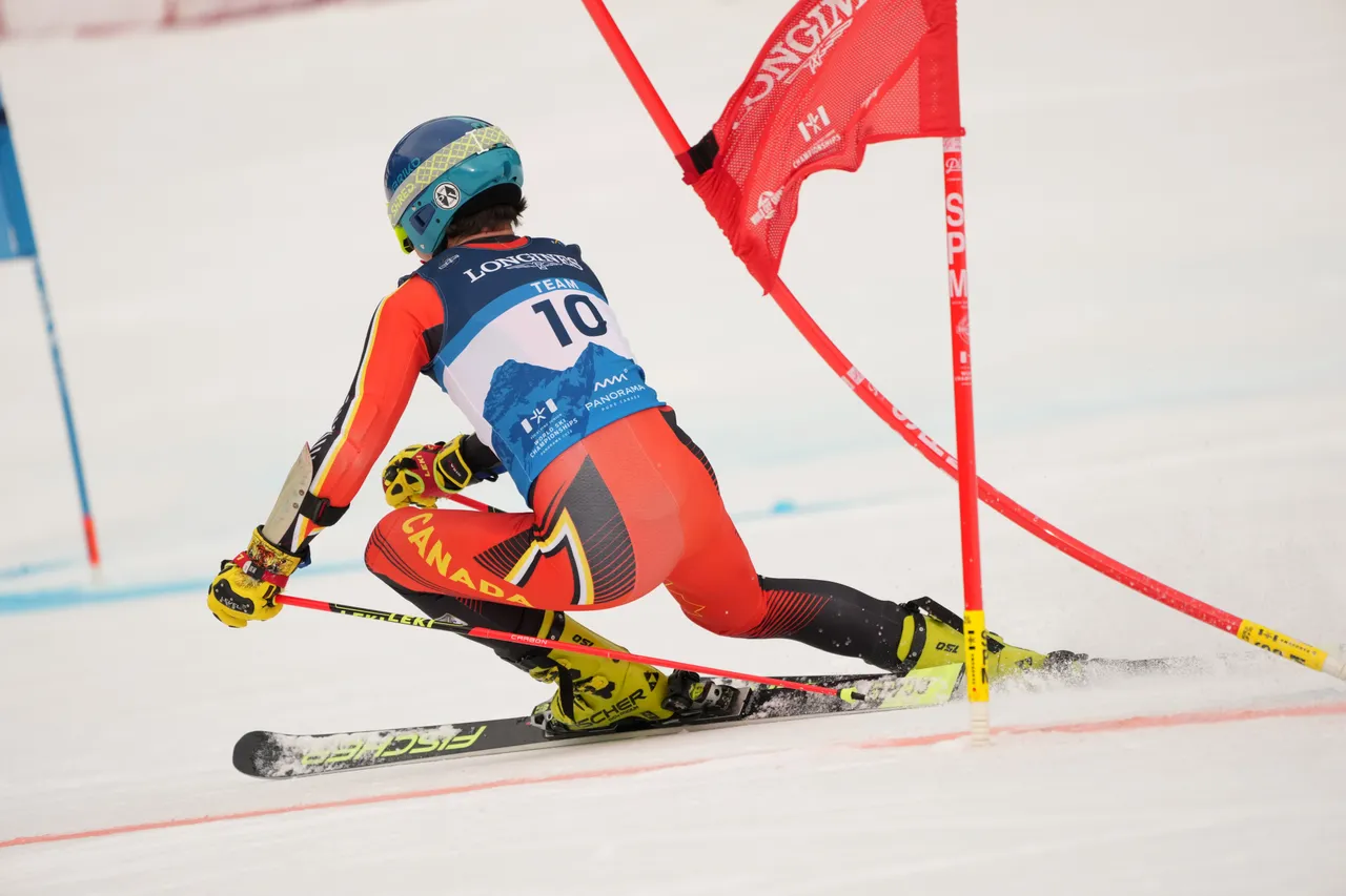 Mixed Teams Event | On Course