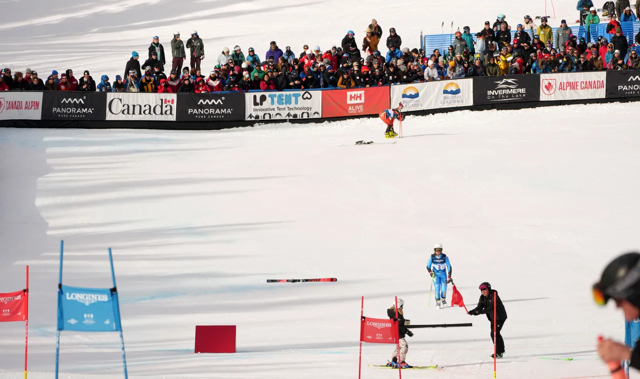 Mixed Teams Event | On Course