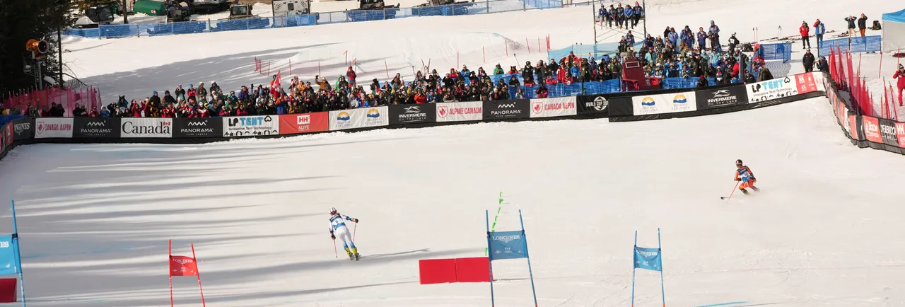 Mixed Teams Event | On Course