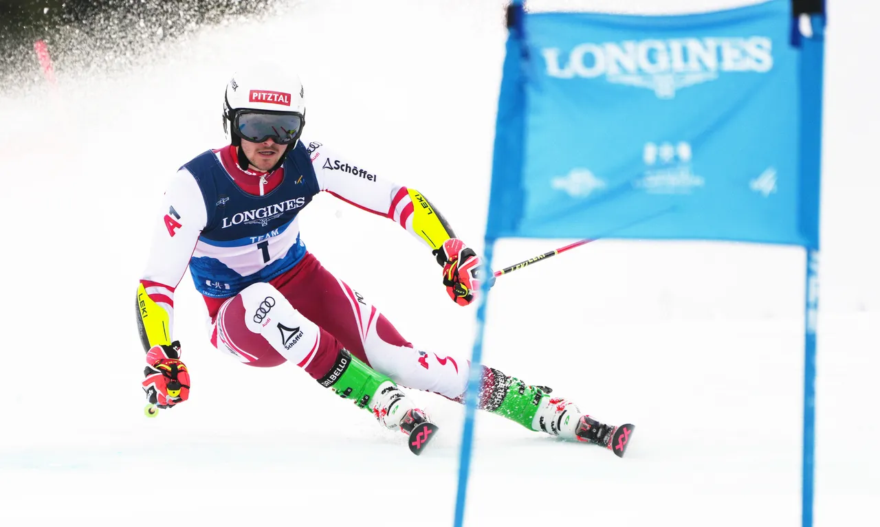 Mixed Teams Event | On Course
