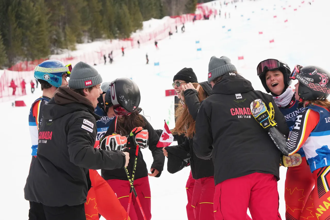 Mixed Teams Event | On Course