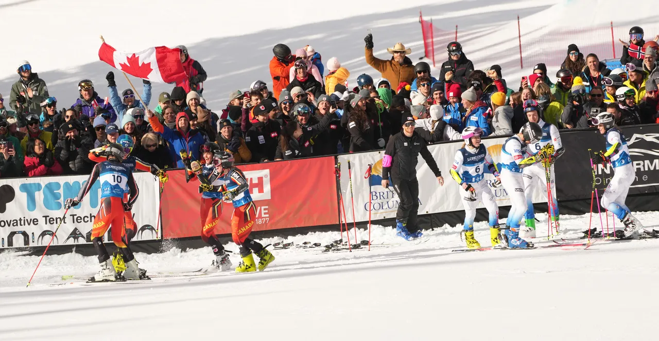 Mixed Teams Event | On Course