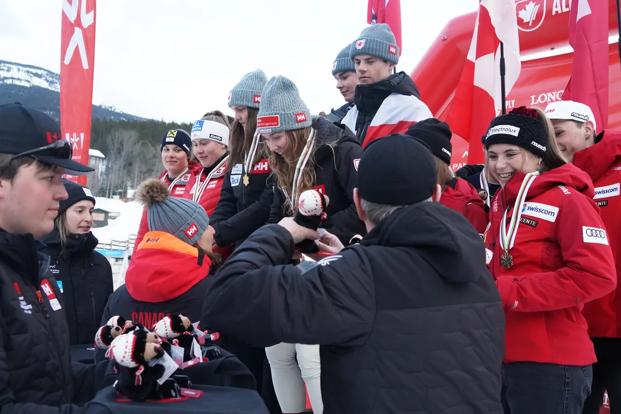 Mixed Teams Event | Medal Ceremony