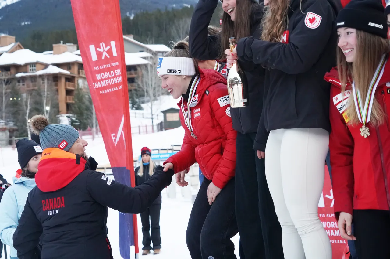 Mixed Teams Event | Medal Ceremony