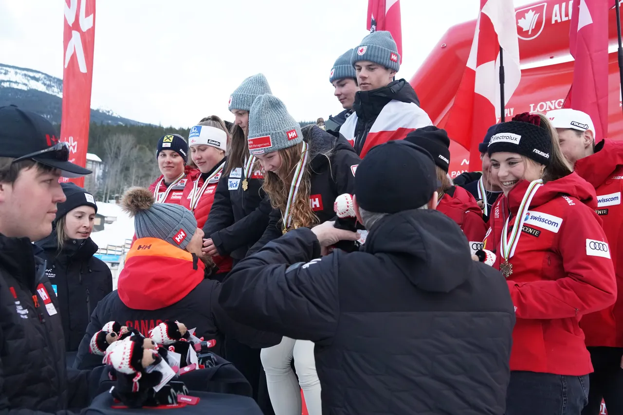 Mixed Teams Event | Medal Ceremony