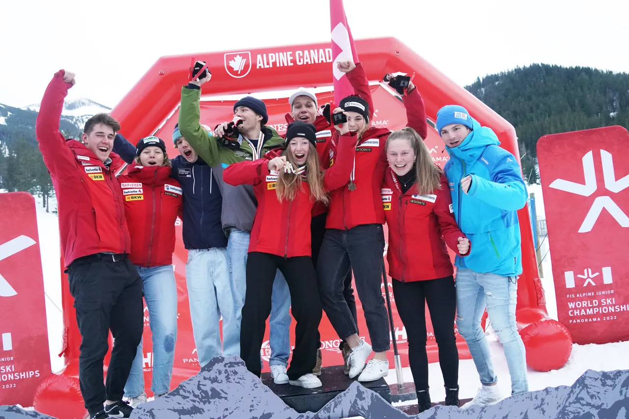 Mixed Teams Event | Medal Ceremony