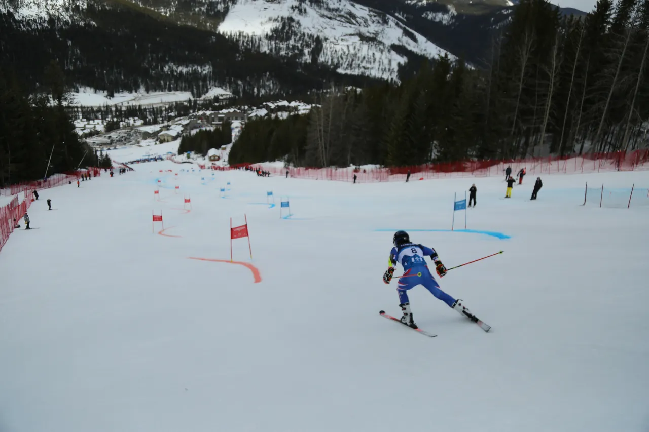 Mixed Teams Event | On Course