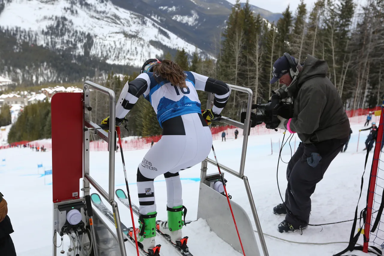Mixed Teams Event | On Course