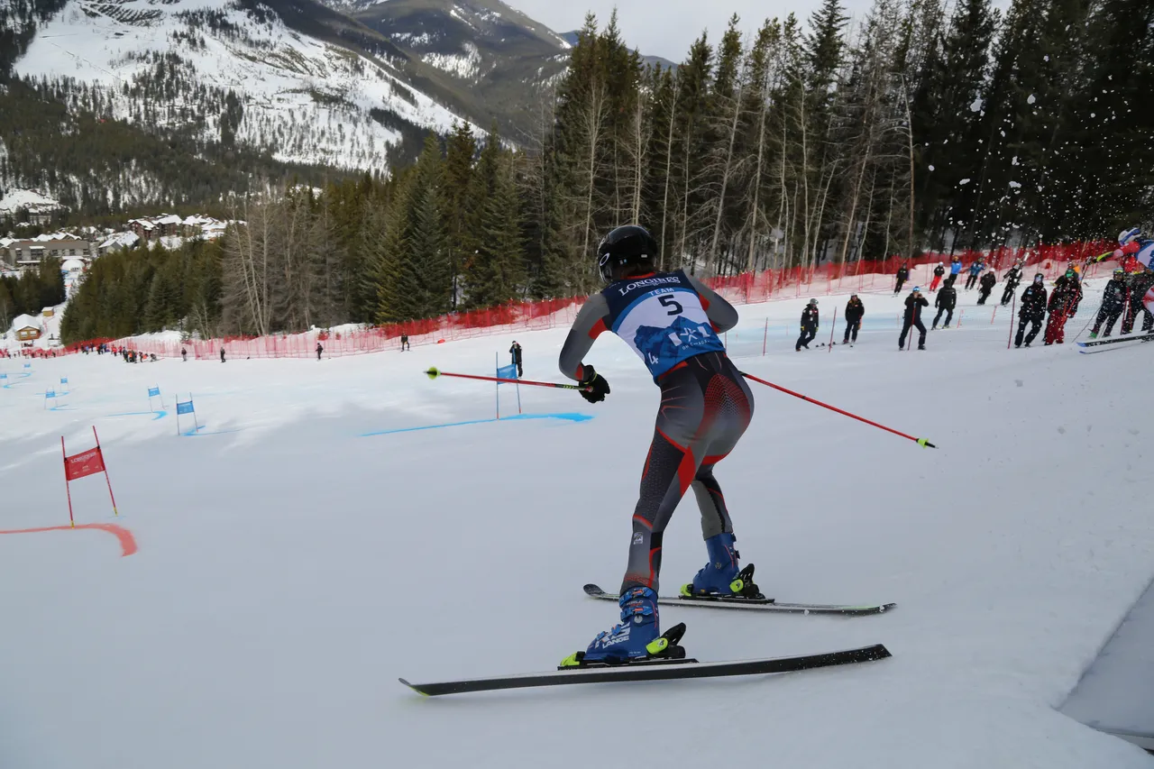 Mixed Teams Event | On Course