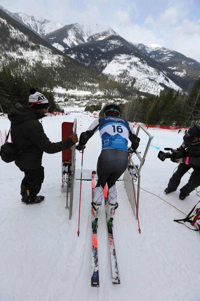Mixed Teams Event | On Course