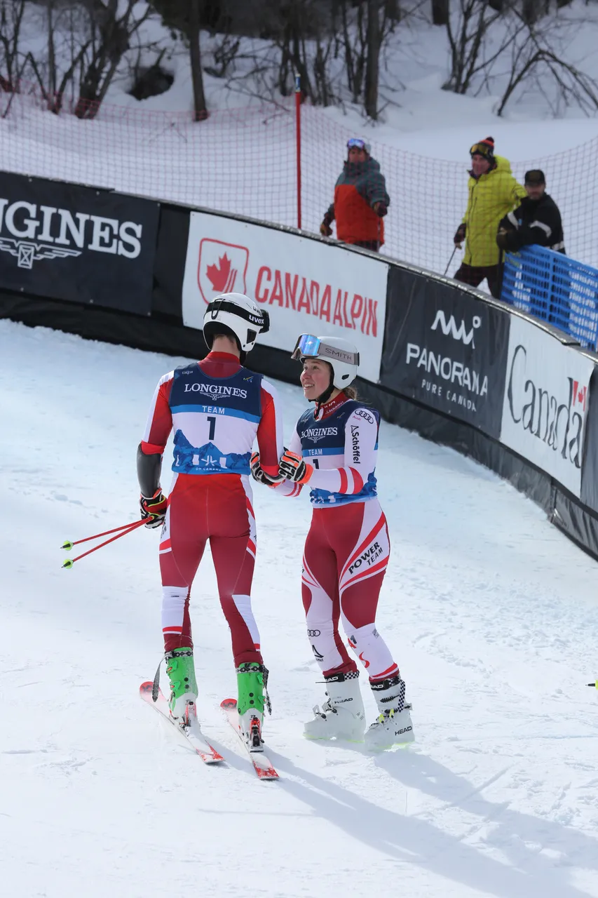 Mixed Teams Event | On Course