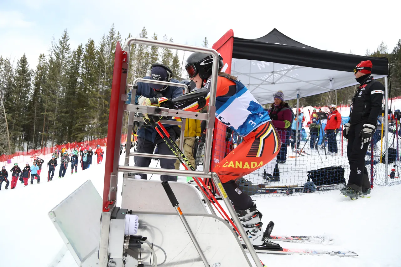 Mixed Teams Event | On Course