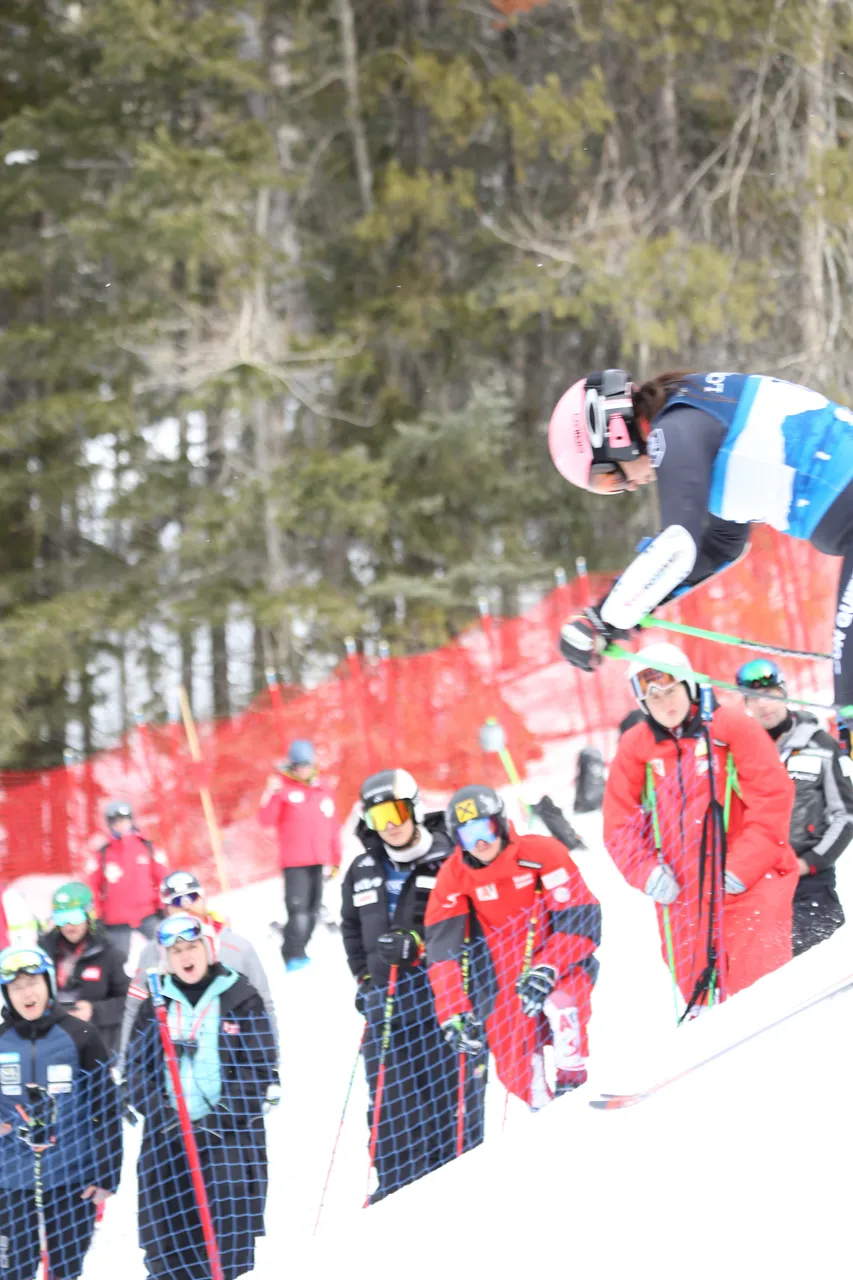 Mixed Teams Event | On Course