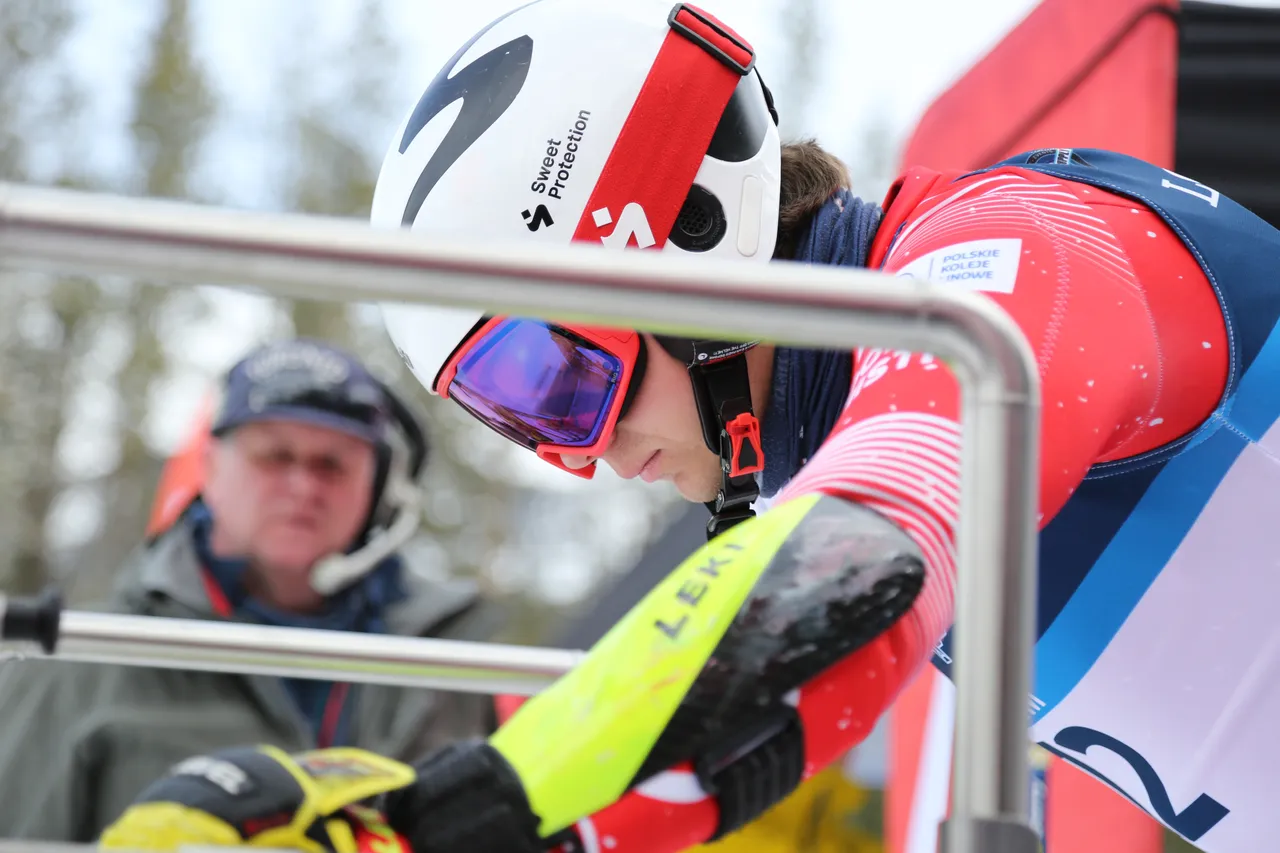 Mixed Teams Event | On Course