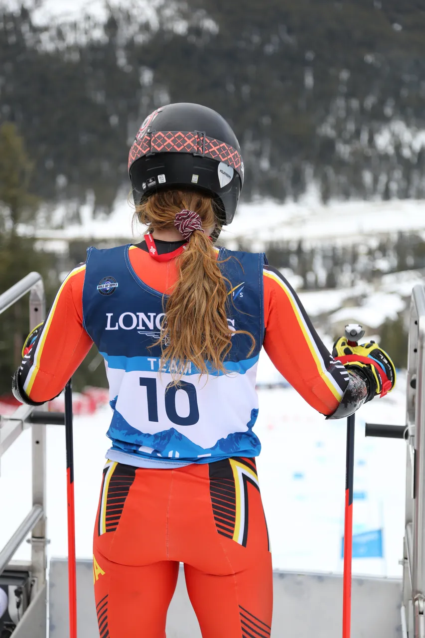 Mixed Teams Event | On Course