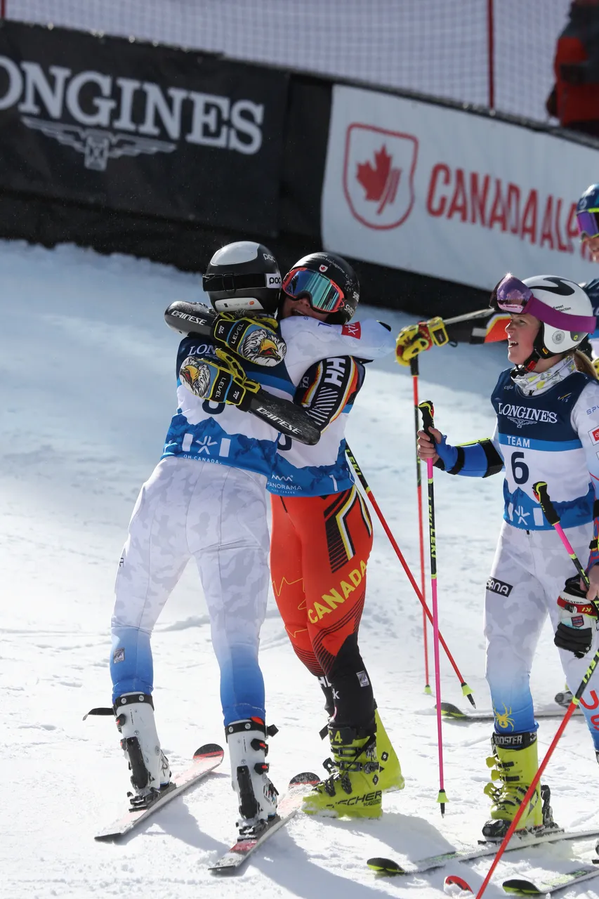 Mixed Teams Event | On Course