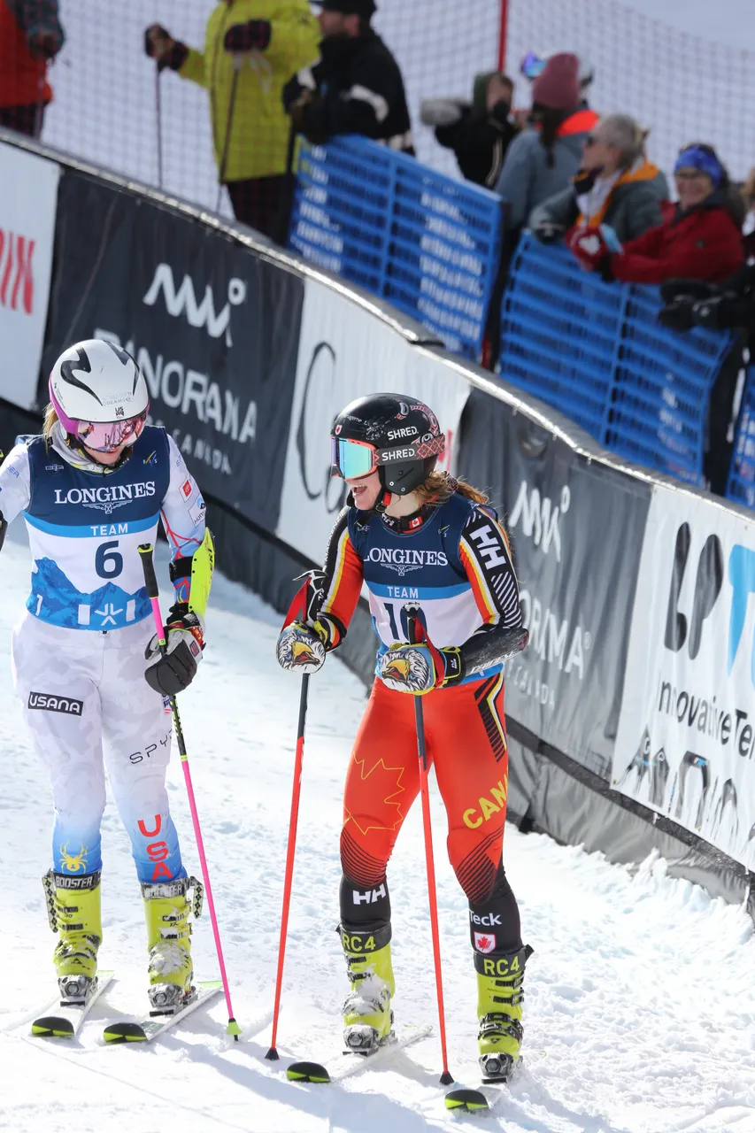 Mixed Teams Event | On Course