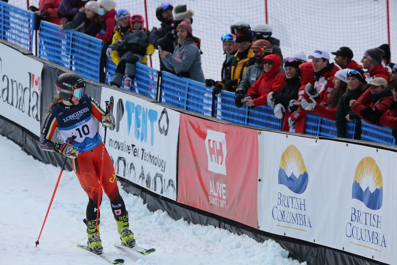 Mixed Teams Event | On Course