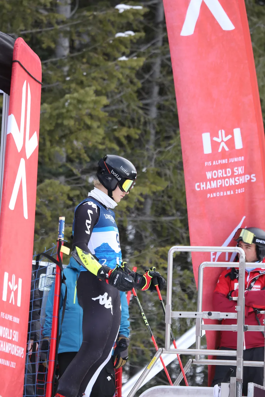 Mixed Teams Event | On Course