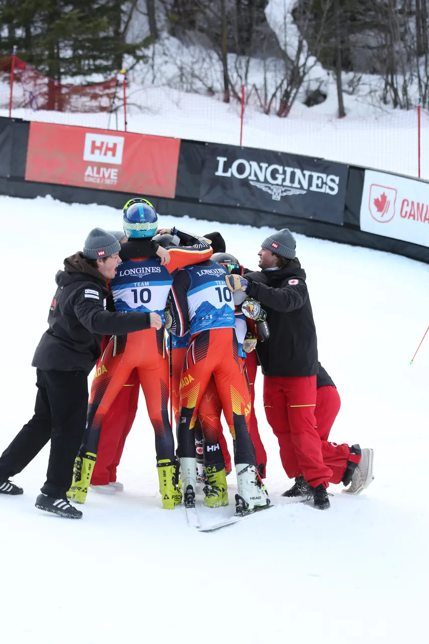Mixed Teams Event | On Course