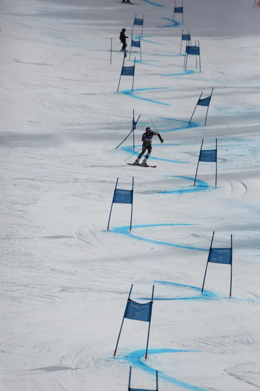 Mixed Teams Event | On Course