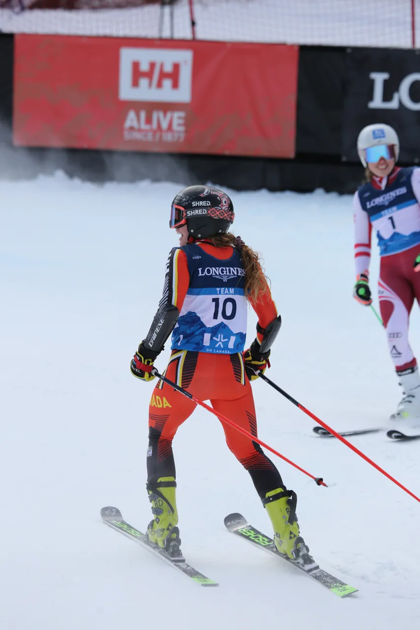 Mixed Teams Event | On Course