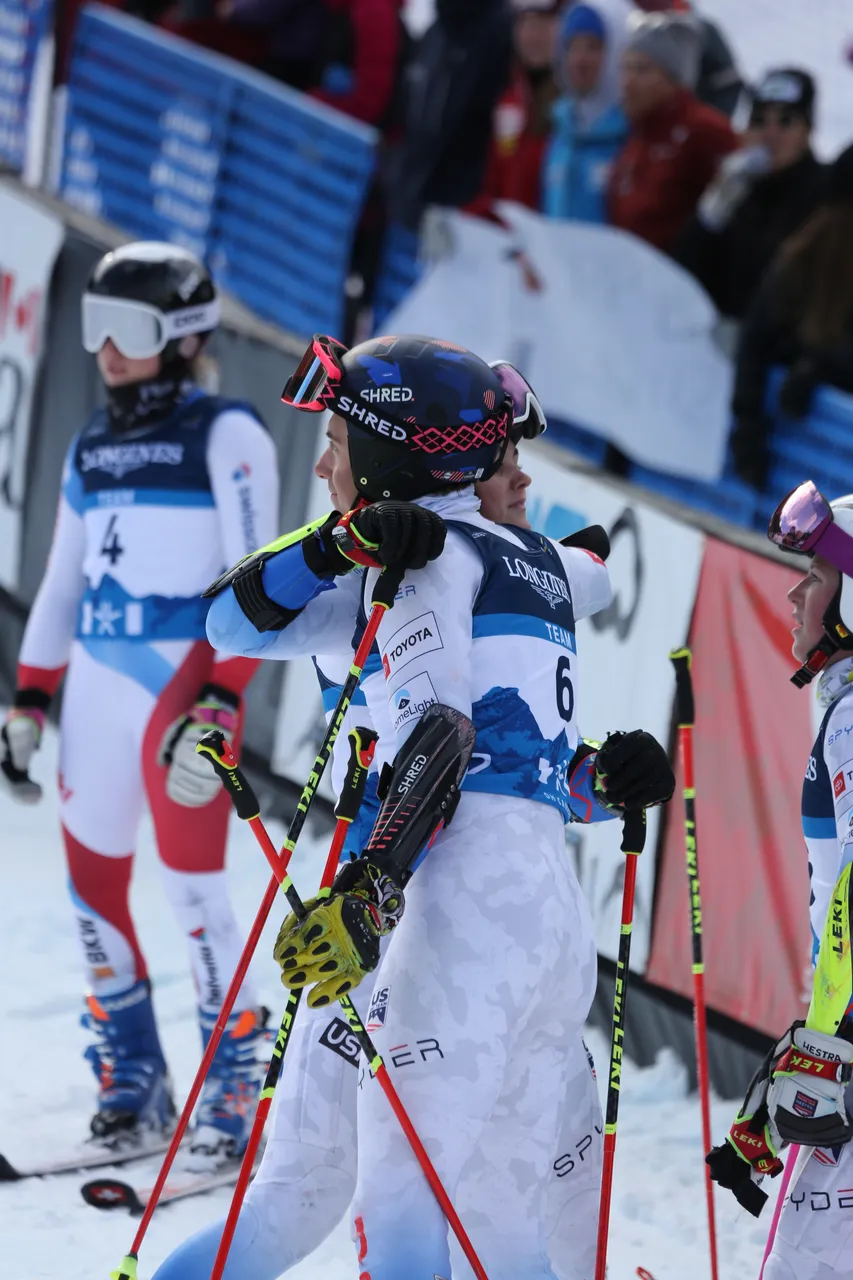 Mixed Teams Event | On Course
