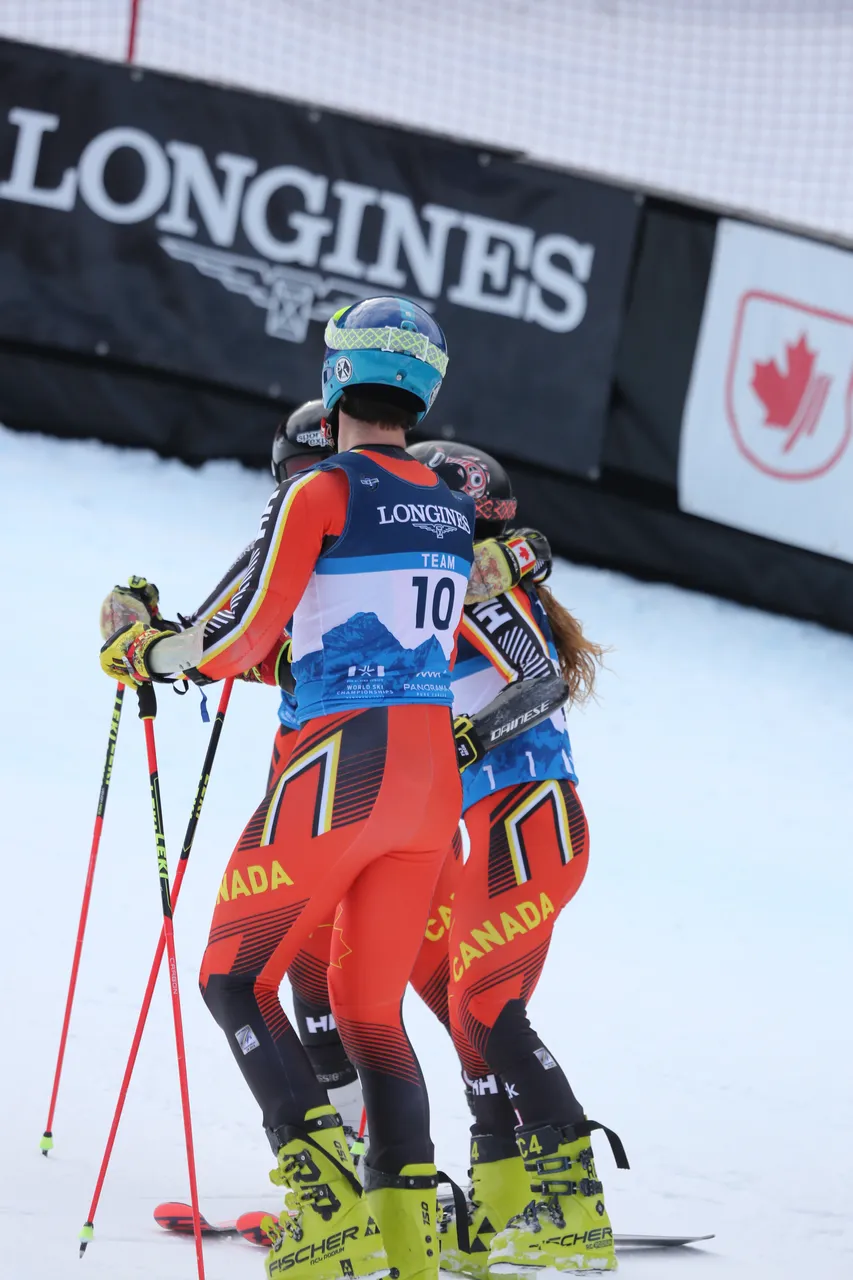 Mixed Teams Event | On Course