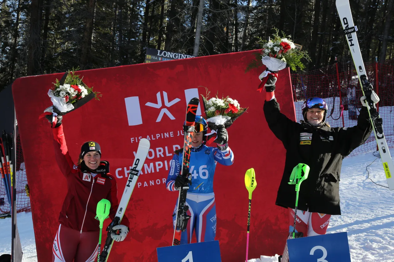 Women's AC-SL | Flower Ceremony