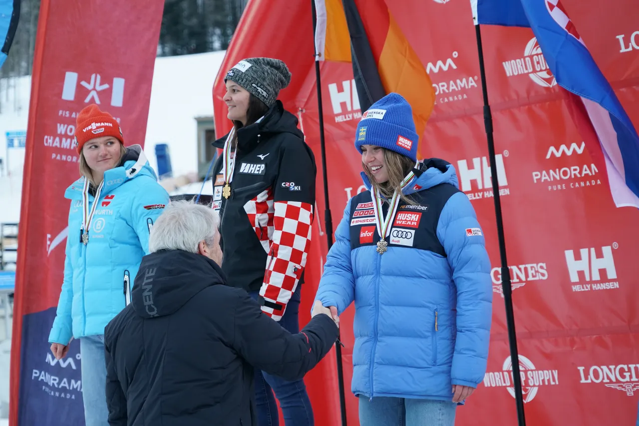 Women's SL | Medal Ceremony