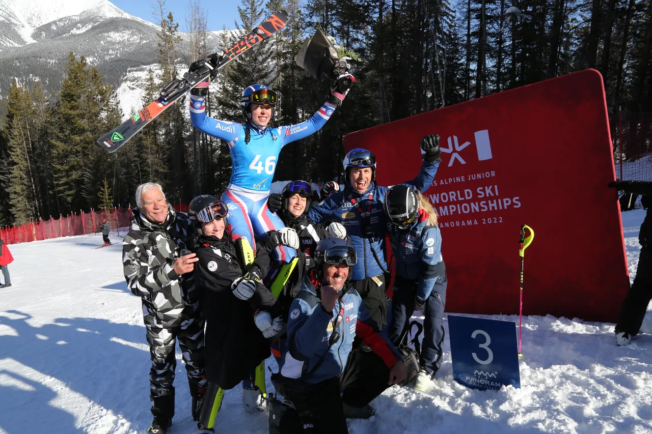Women's AC-SL | Flower Ceremony