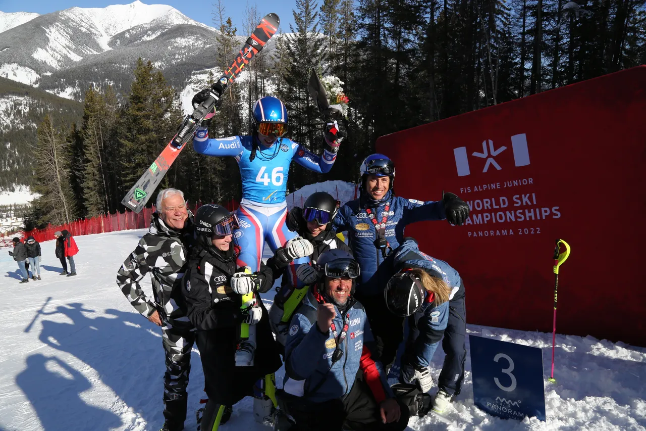 Women's AC-SL | Flower Ceremony