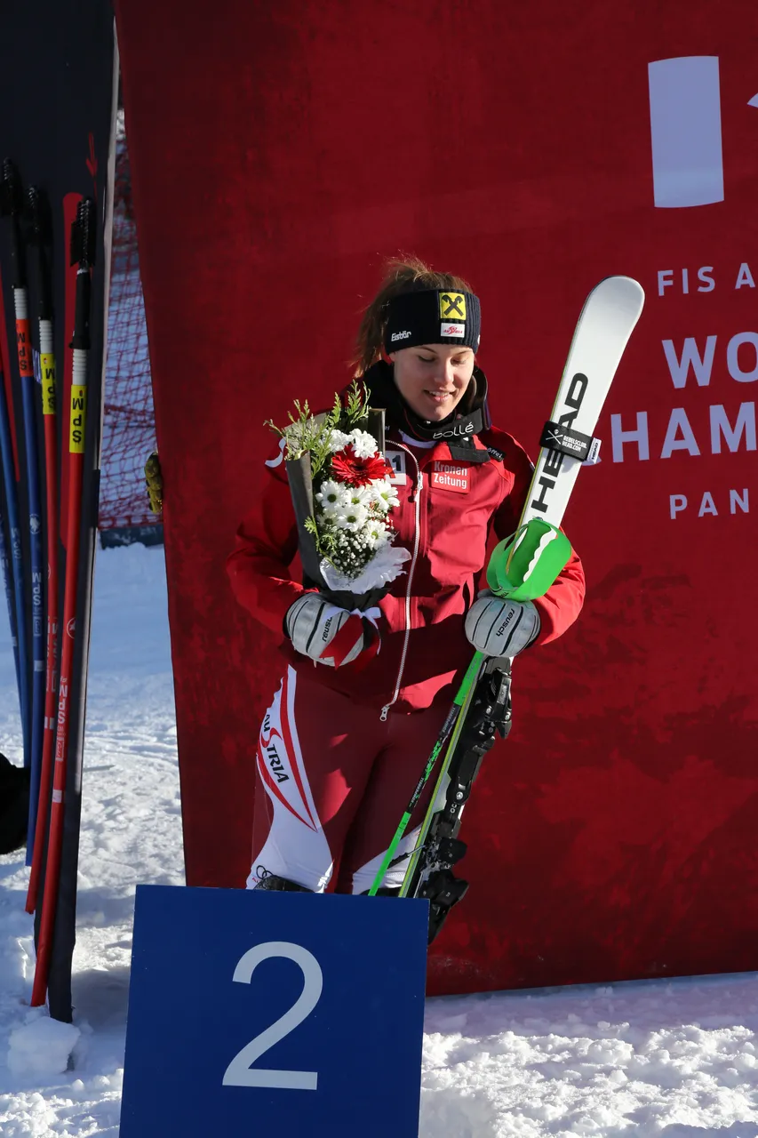 Women's AC-SL | Flower Ceremony