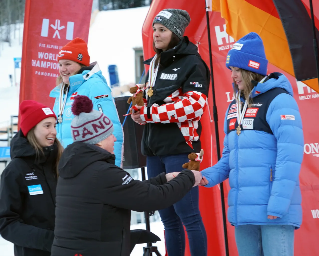 Women's SL | Medal Ceremony