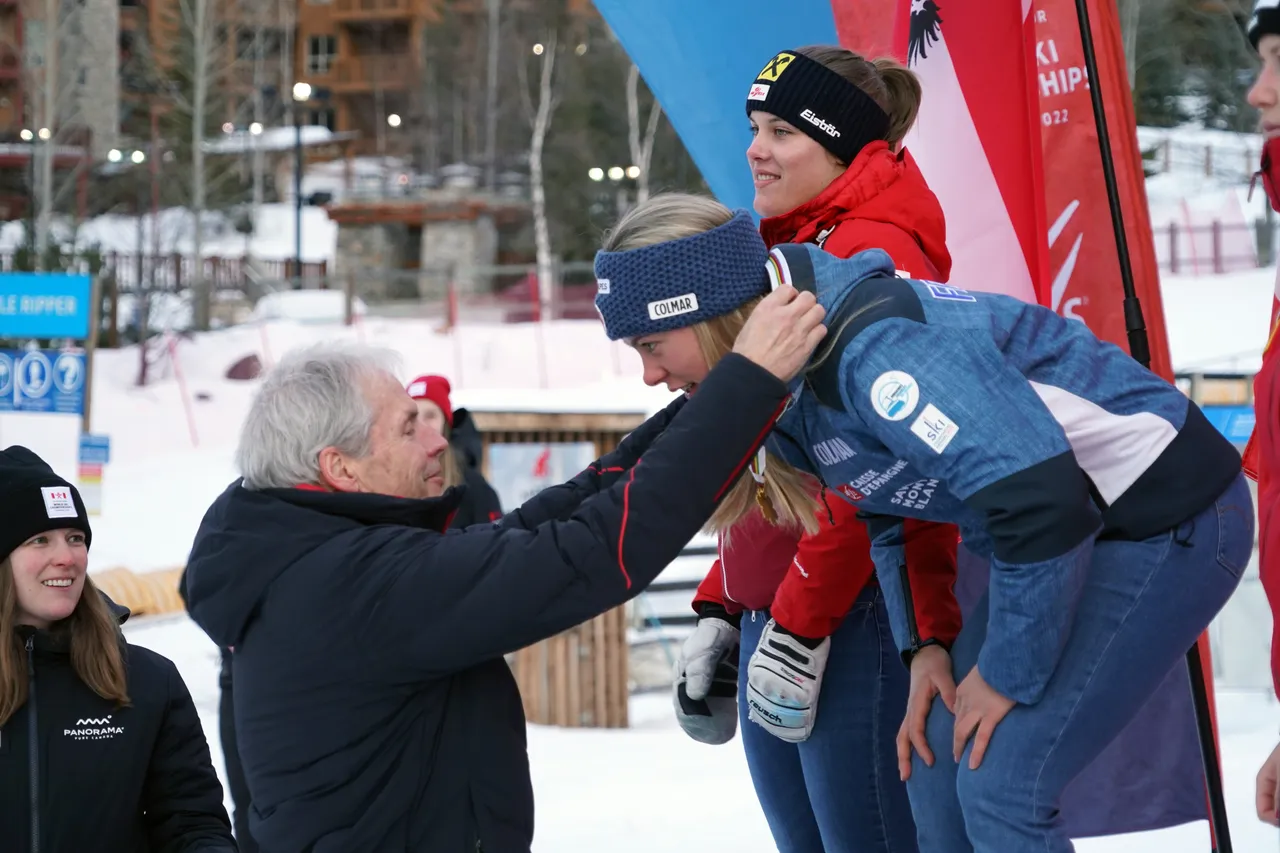 Women's AC-SL | Medal Ceremony