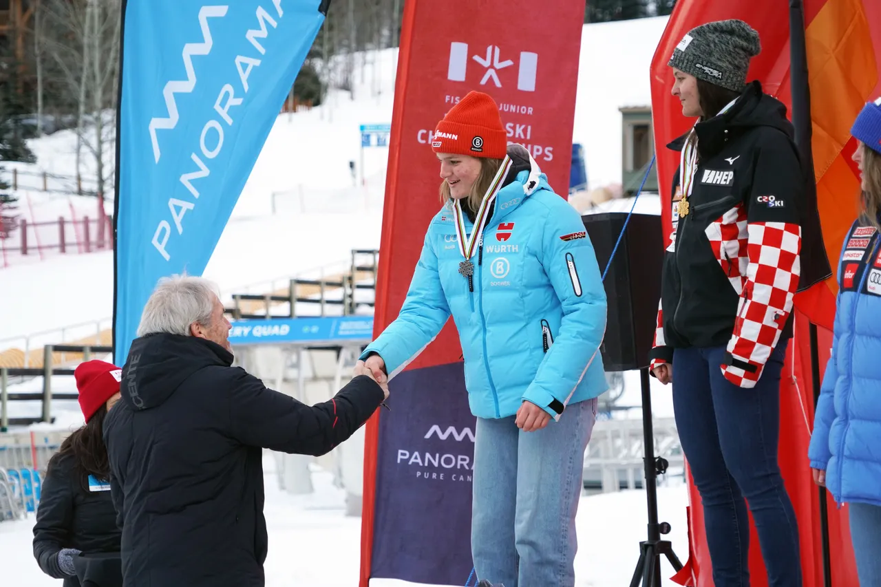 Women's SL | Medal Ceremony
