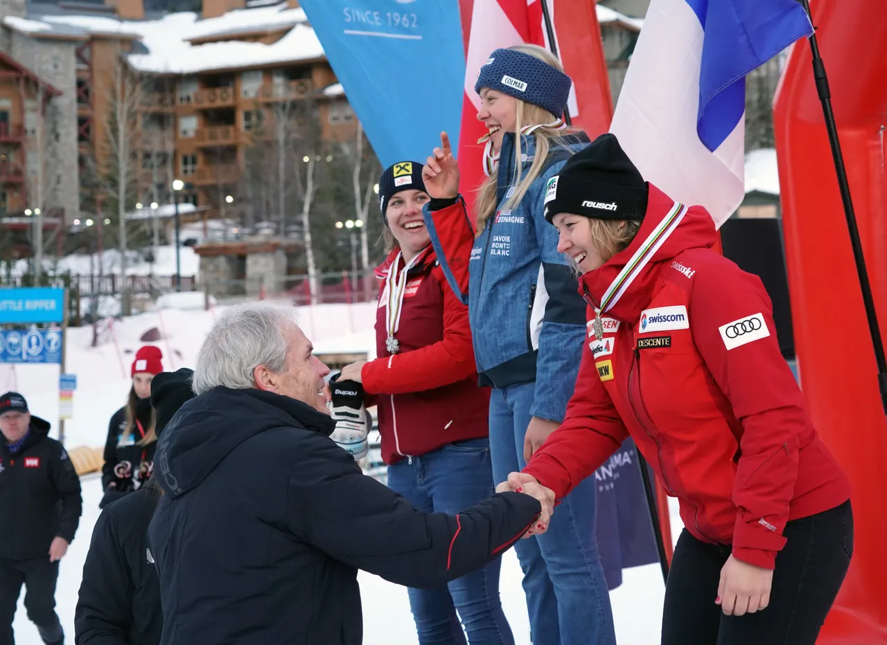 Women's AC-SL | Medal Ceremony