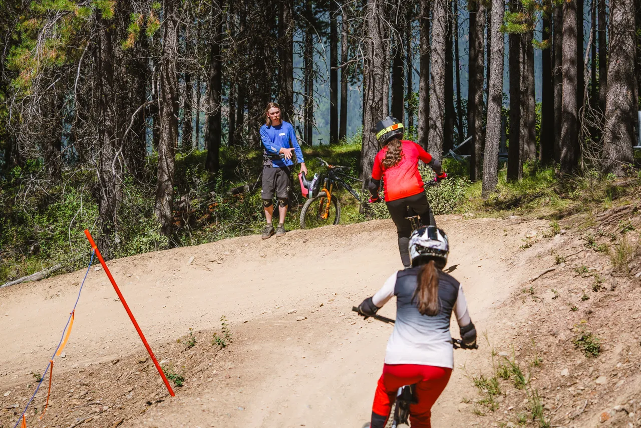 PMR-aug14-hike-yoga-lessons-129
