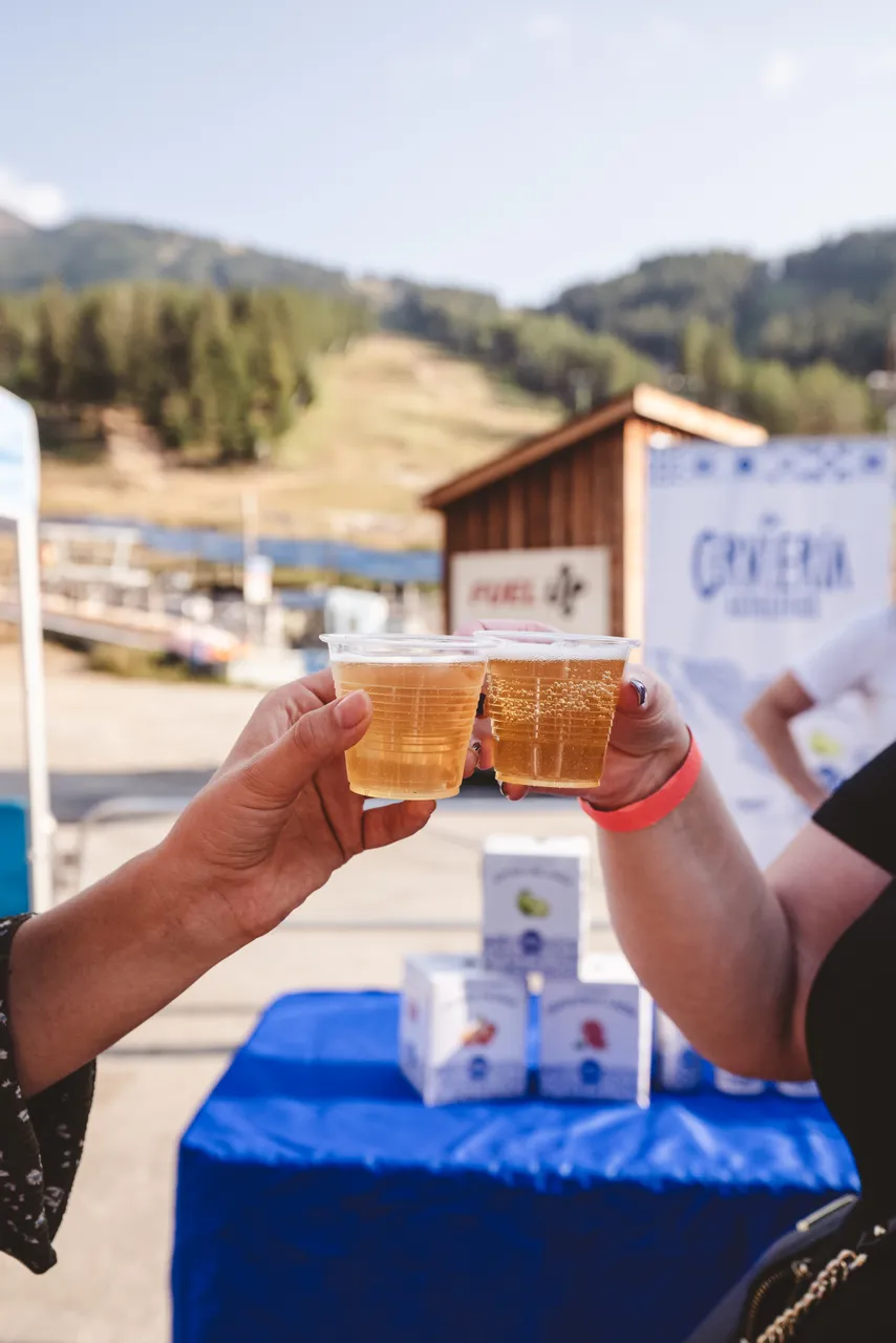 2025-09-12-pano-harvest-beer-44