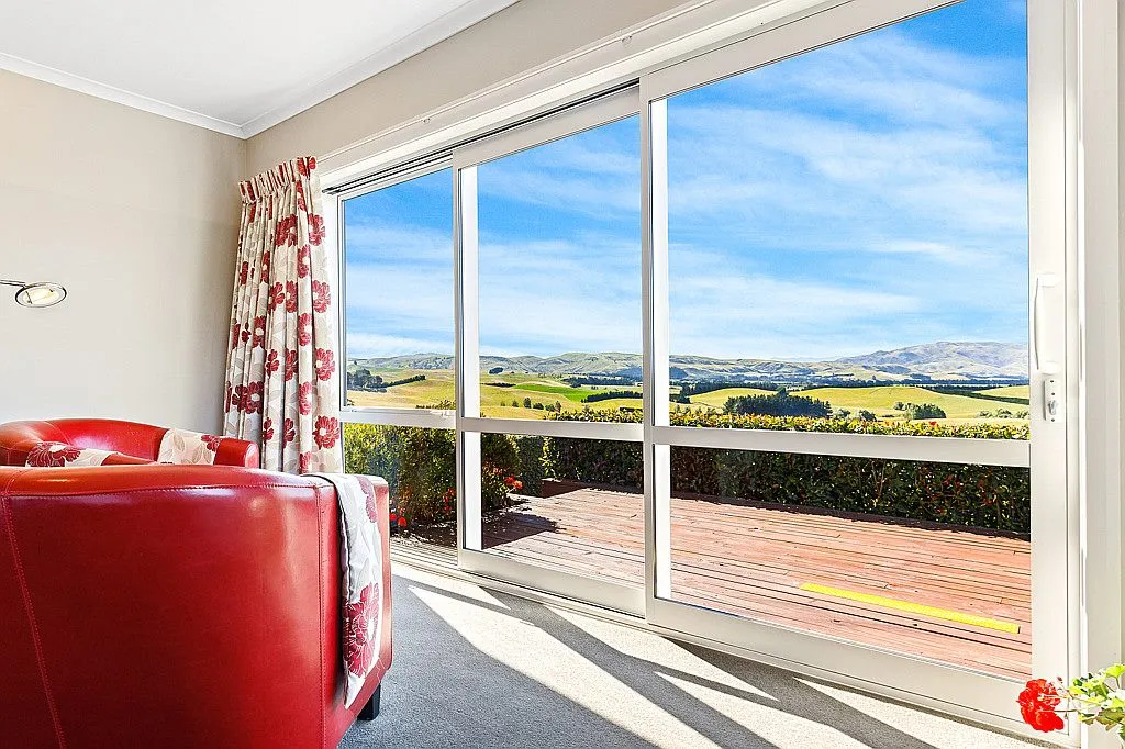 Ribbonwood Rata View